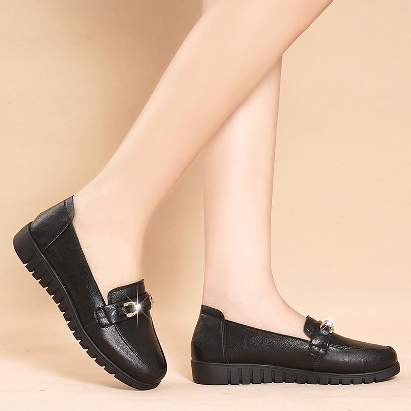 Zapatos bajos de trabajo para mujer con suela suave y diseño efecto piel