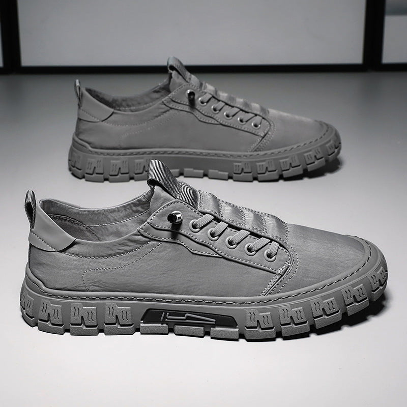 Men's Lightweight, Breathable Sneakers with a Cushioned Insole and Flexible Sole.