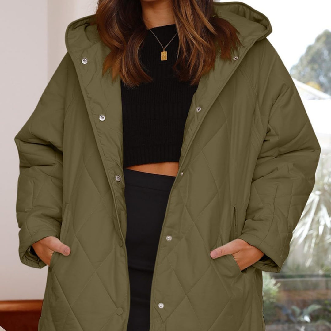 Women's Quilted Diamond Jacket with Hood and Front Pockets