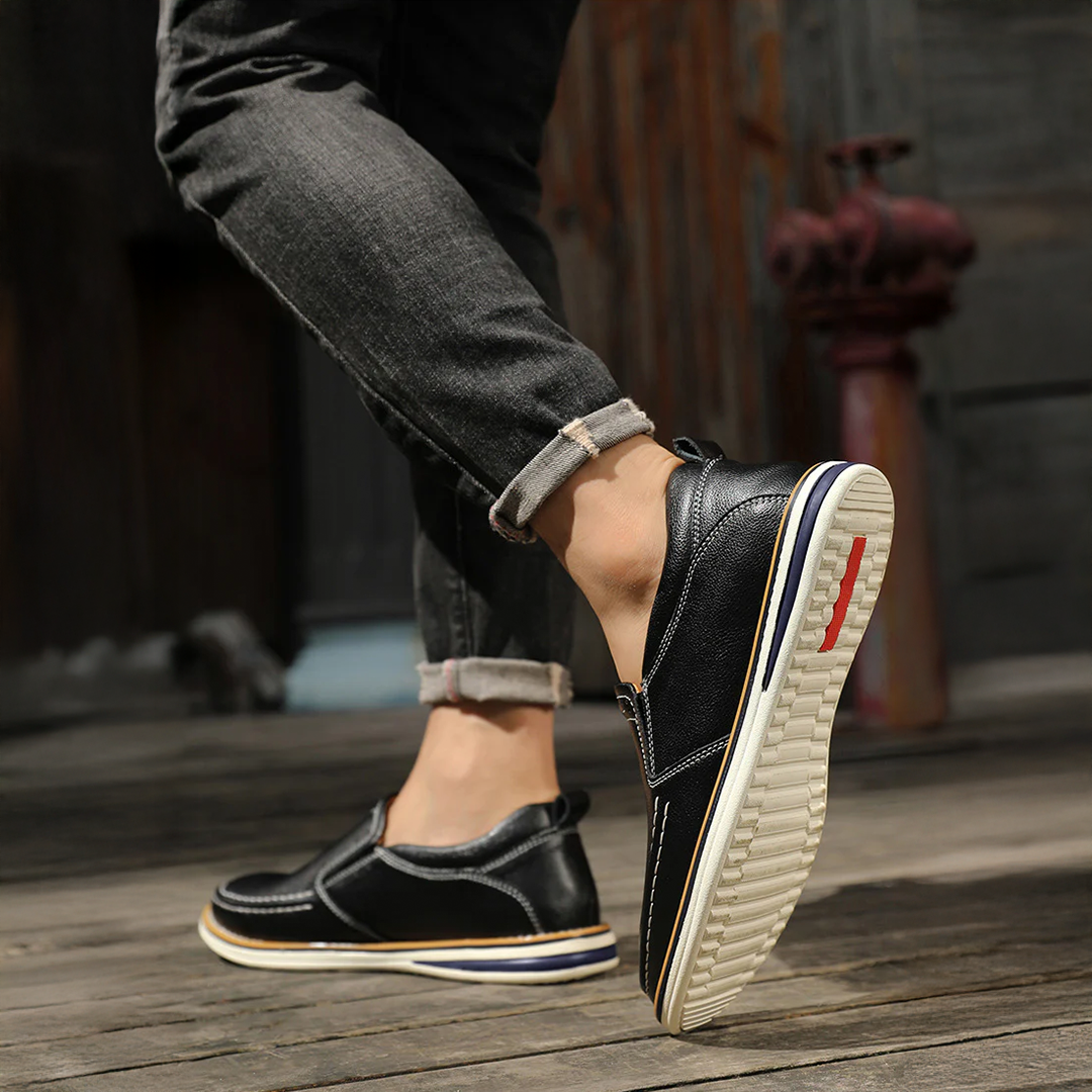 Mocassini Uomo Senza Lacci Cuciti a Mano con Pannelli Elastici e Suola Flessibile – Stile Comfort Quotidiano