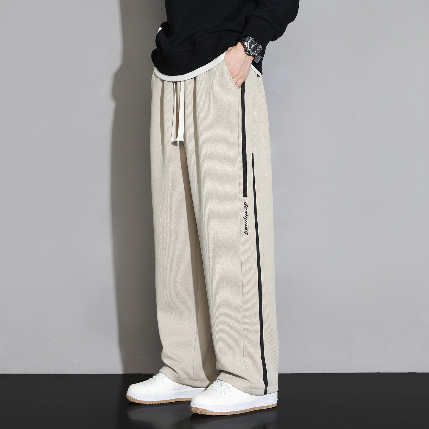 Pantaloni da Tuta Uomo a Gamba Dritta con Vestibilità Ampia – Stile Casual Sportivo