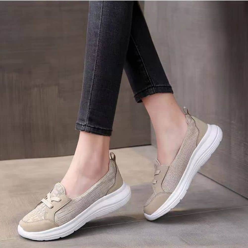 Women's Slip-On Shoes with Arch Support and Wide Toe Box