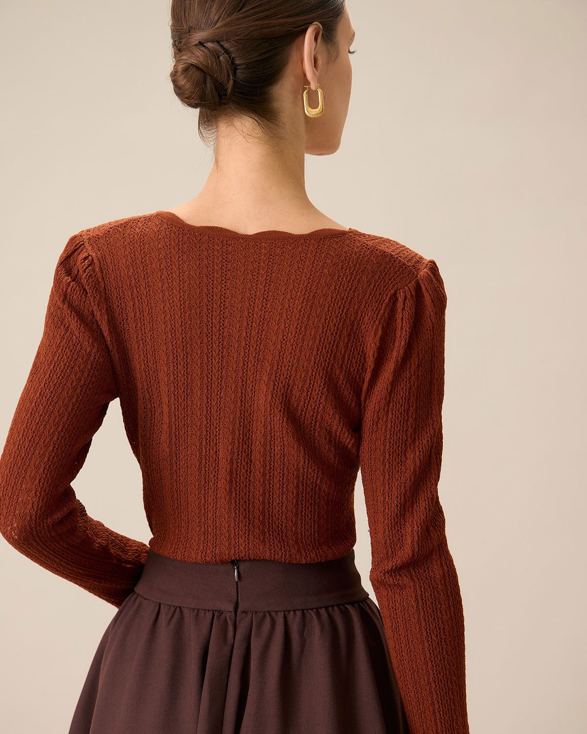 Maglione Donna Aderente Autunnale con Scollo Rotondo e Bottoni – Stile Essenziale