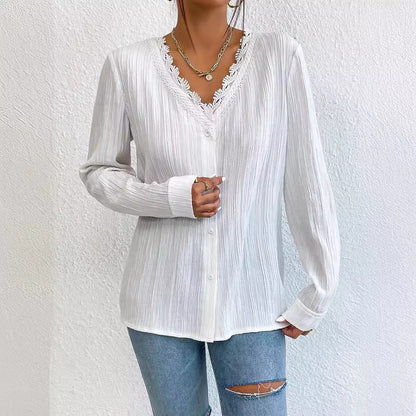 Camisa de mujer de manga larga y corte ajustado, con silueta entallada