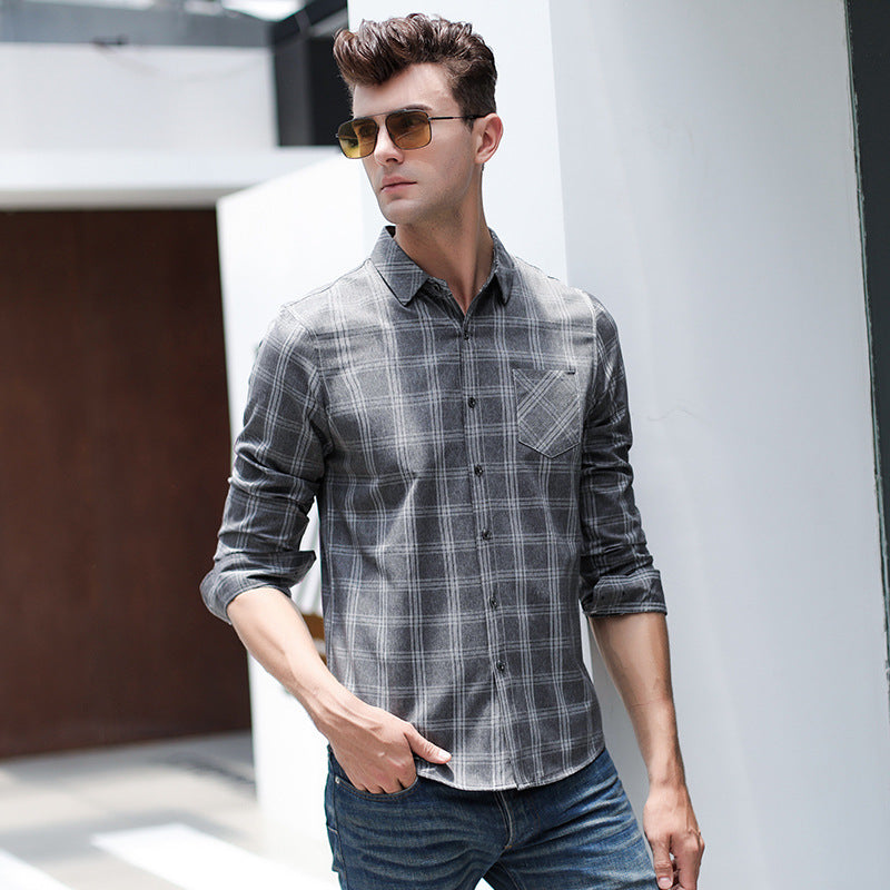 Camicia Uomo a Maniche Lunghe con Colletto a Revers e Motivo a Quadri – Vestibilità Dritta
