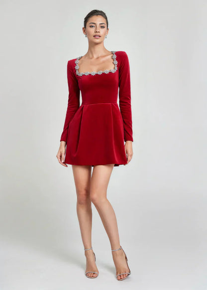 Abito Mini Donna in Velluto con Scollo Quadrato, Maniche Lunghe e Gonna Svasata