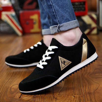 Men's Low Shoes with Laces, Round Toe, and Flat Sole