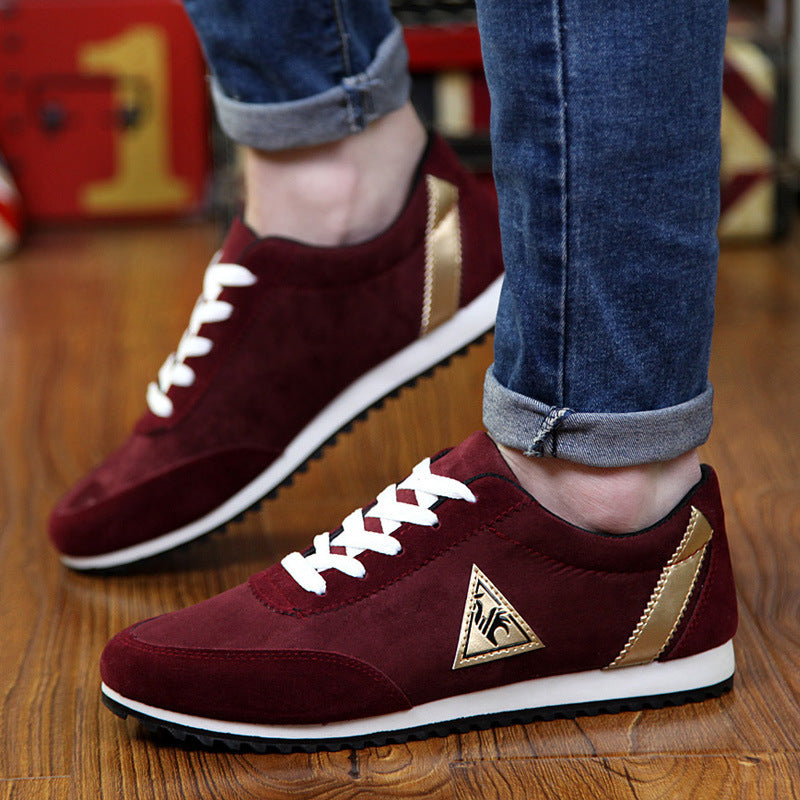 Men's Low Shoes with Laces, Round Toe, and Flat Sole