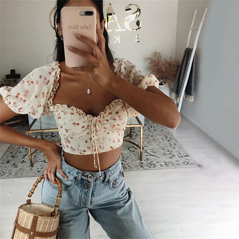 Women's Slim Fit Short Top with U-Neck and Floral Print – Casual Crop Top