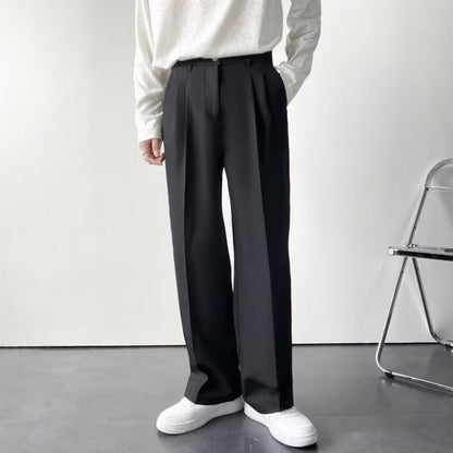 Pantaloni Uomo Slim Fit Sartoriali – Taglio Strutturato con Pieghe Frontali