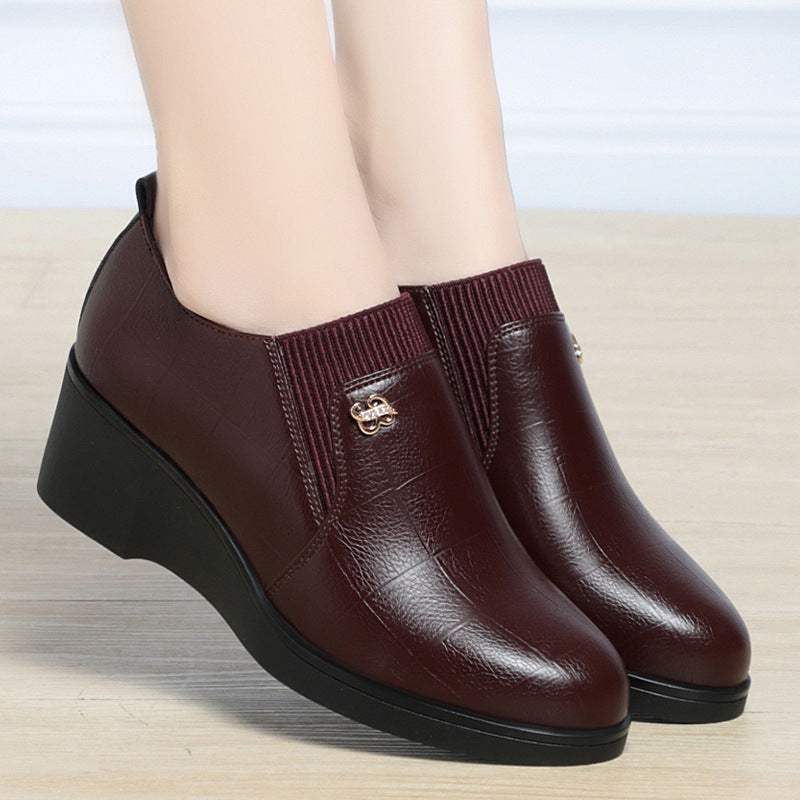 Women's Wedge Shoes with Round Toe and Slip-On Design – Casual Shoes