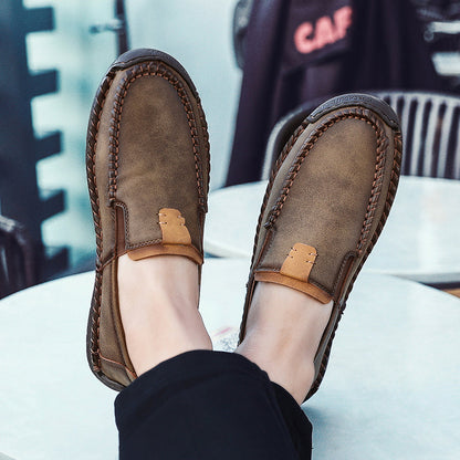 Men's Outdoor Shoes with Non-Slip Sole and Breathable Design