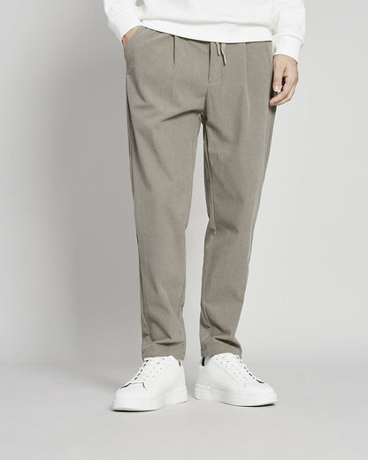 Pantaloni Capri Uomo Primaverili con Vestibilità Ampia e Vita Media con Laccio – Stile Casual