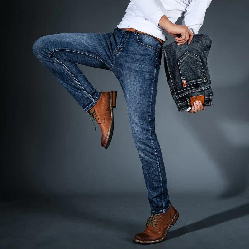 Jeans Uomo Slim Fit Elasticizzati in Denim – Taglio Affusolato e Design Versatile