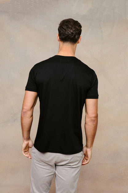 T-shirt da Uomo Girocollo in Cotone Mercerizzato Stile Nero con Finitura Morbida