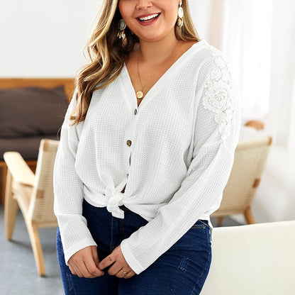 Dame Striktrøje med V-udskæring, Lange Ærmer og Knapdetalje