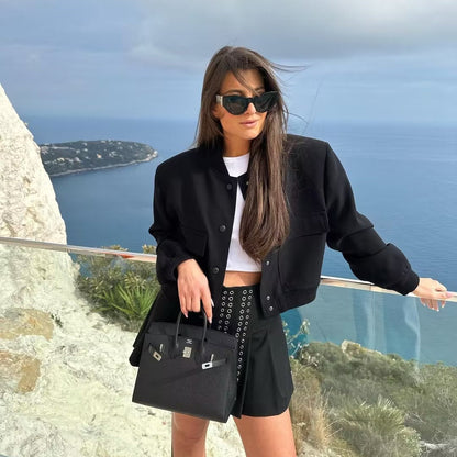 Chaqueta bomber de mujer para otoño con bolsillos delanteros y diseño liso