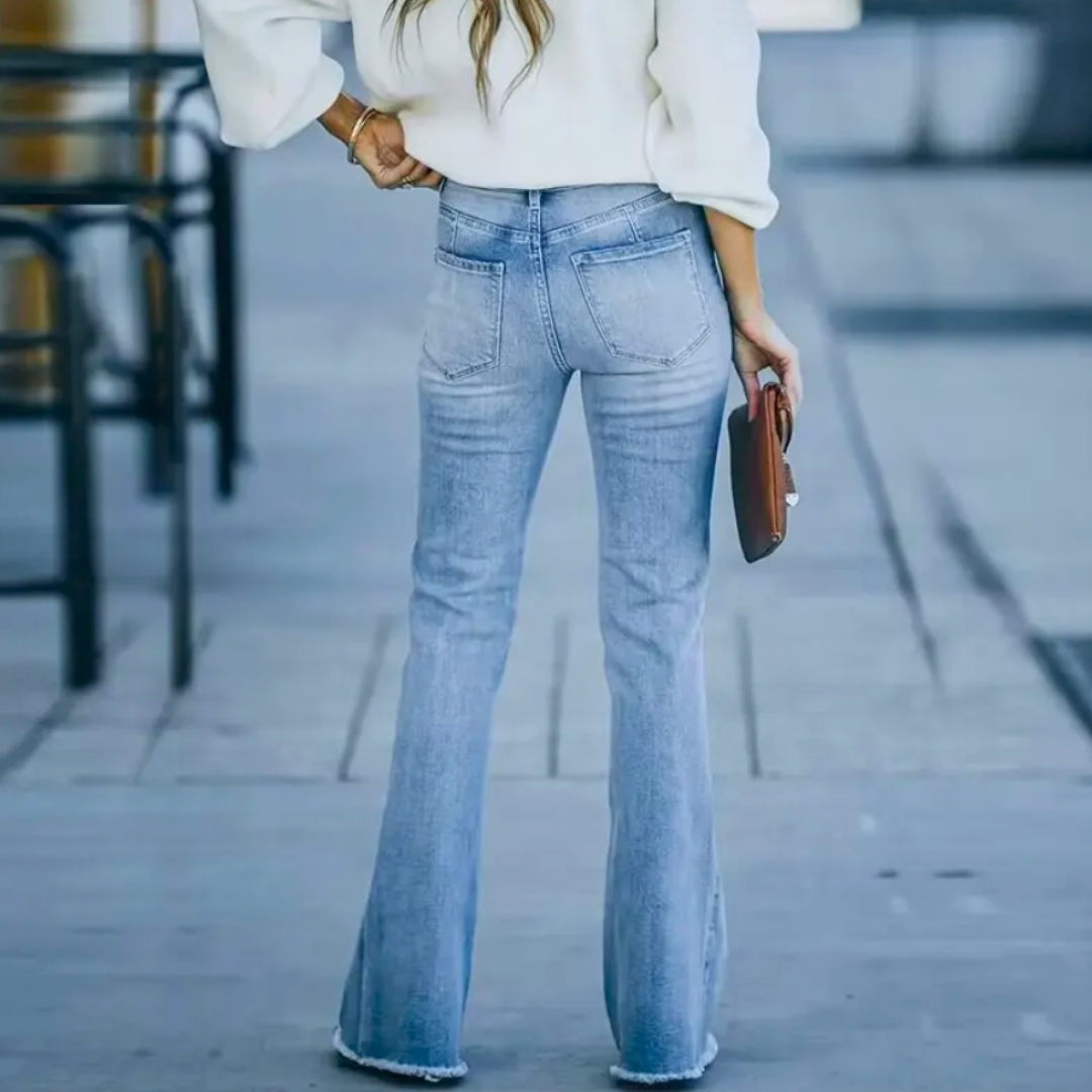 Jeans til kvinder med høj talje og let udvidelse