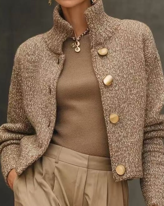 Giacca Invernale Donna con Vestibilità Tailored – Lunghezza Corta