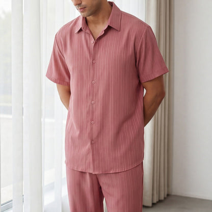 Herresæt i to dele med striber, skjorte og lange bukser – Loungewear-stil
