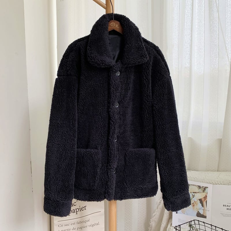 Women's Winter Coat in Faux Fur with Long Sleeves and Medium Length