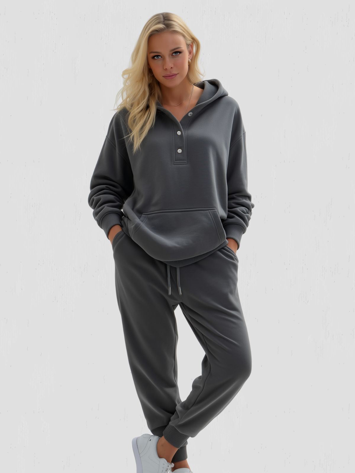 Felpa Donna Oversize con Cappuccio e Bottoni a Pressione – Stile Quotidiano