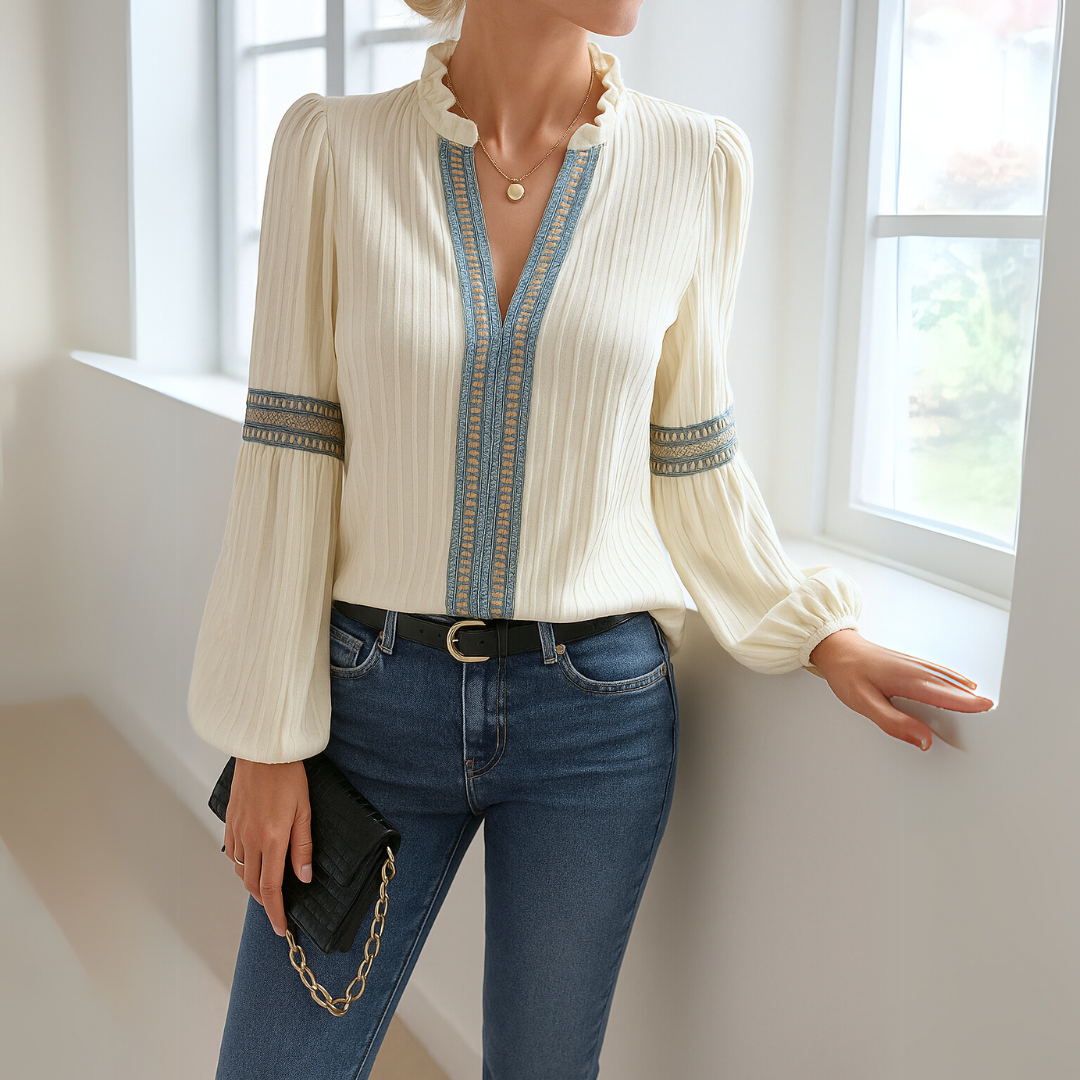 Blusa de Mujer con Escote en V, Detalles de Encaje y Volantes