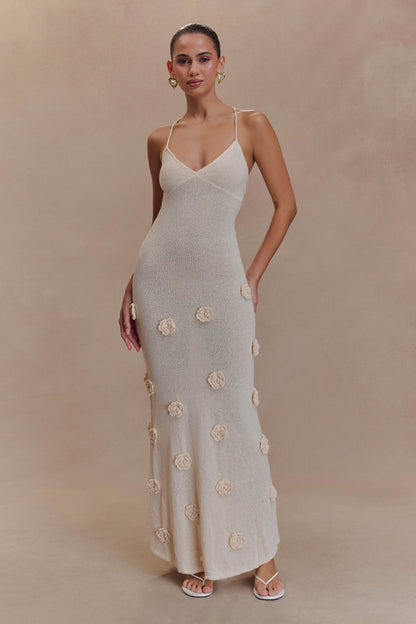 Abito Lungo Estivo Donna all’Uncinetto con Scollo a V e Fiori Fatti a Mano