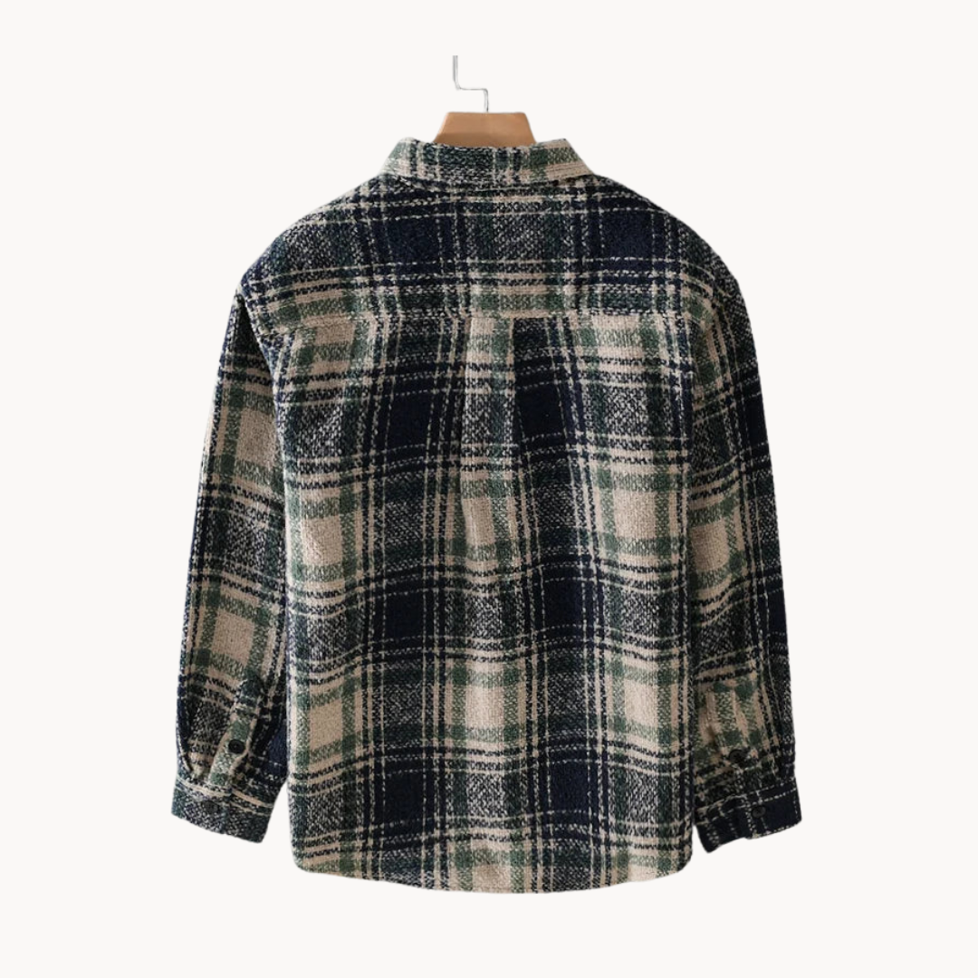Men’s fall flannel plaid shirt, comfortable fit, and chest pocket.