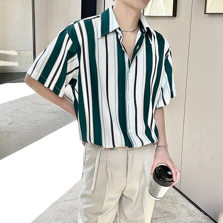Camicia Uomo a Vestibilità Ampia con Collo a Punta e Blocco di Colore Verde – Stile Casual Quotidiano