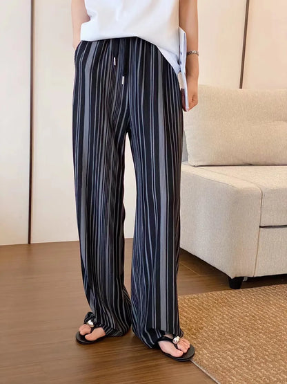 Women's Wide-Leg Striped Pants with Pockets