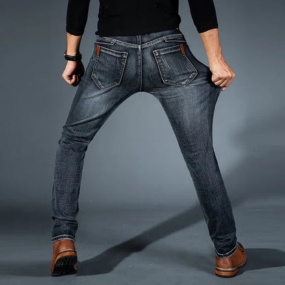 Jeans Uomo Slim Fit Elasticizzati in Denim – Taglio Affusolato e Design Versatile