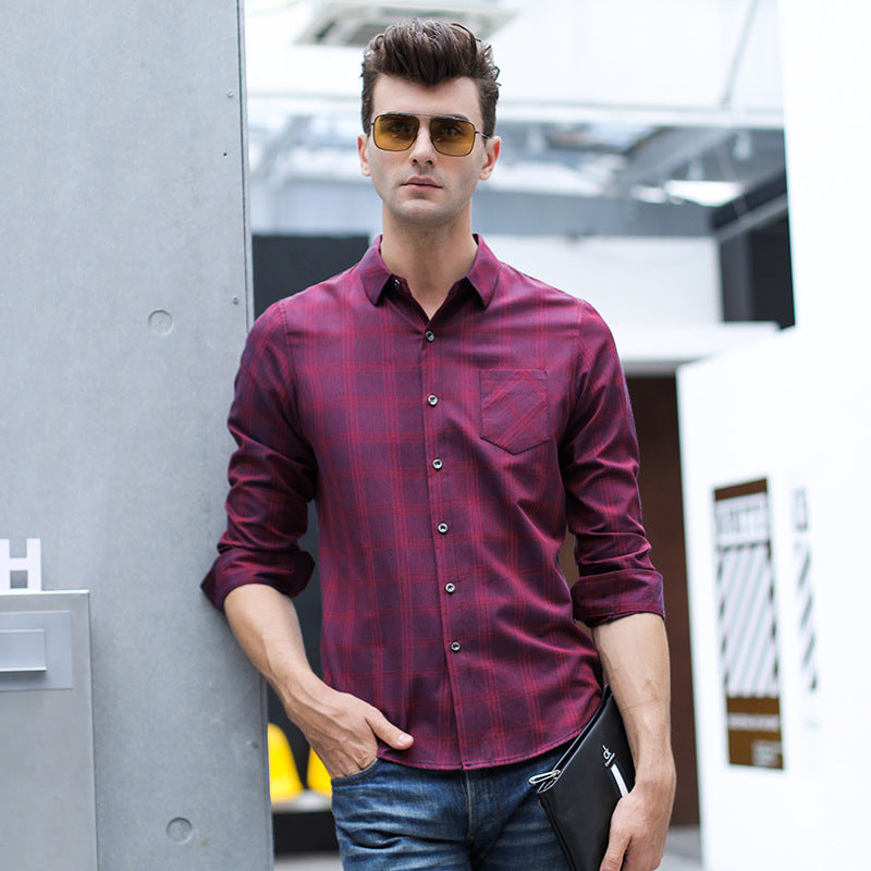 Camicia Uomo a Maniche Lunghe con Colletto a Revers e Motivo a Quadri – Vestibilità Dritta