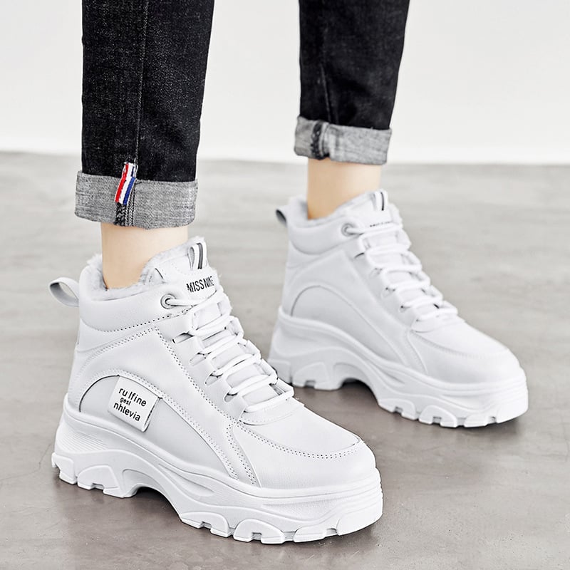 Sneakers Donna con Suola Spessa ed Elastico – Punta Tonda