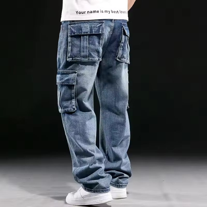 Jeans Cargo Uomo Taglio Largo con Tasche Utility Multiple – Design Funzionale