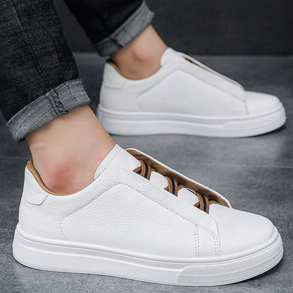 Sneakers da Uomo Slip-On con Dettaglio Lacci e Tomaia Resistente – Interno Imbottito