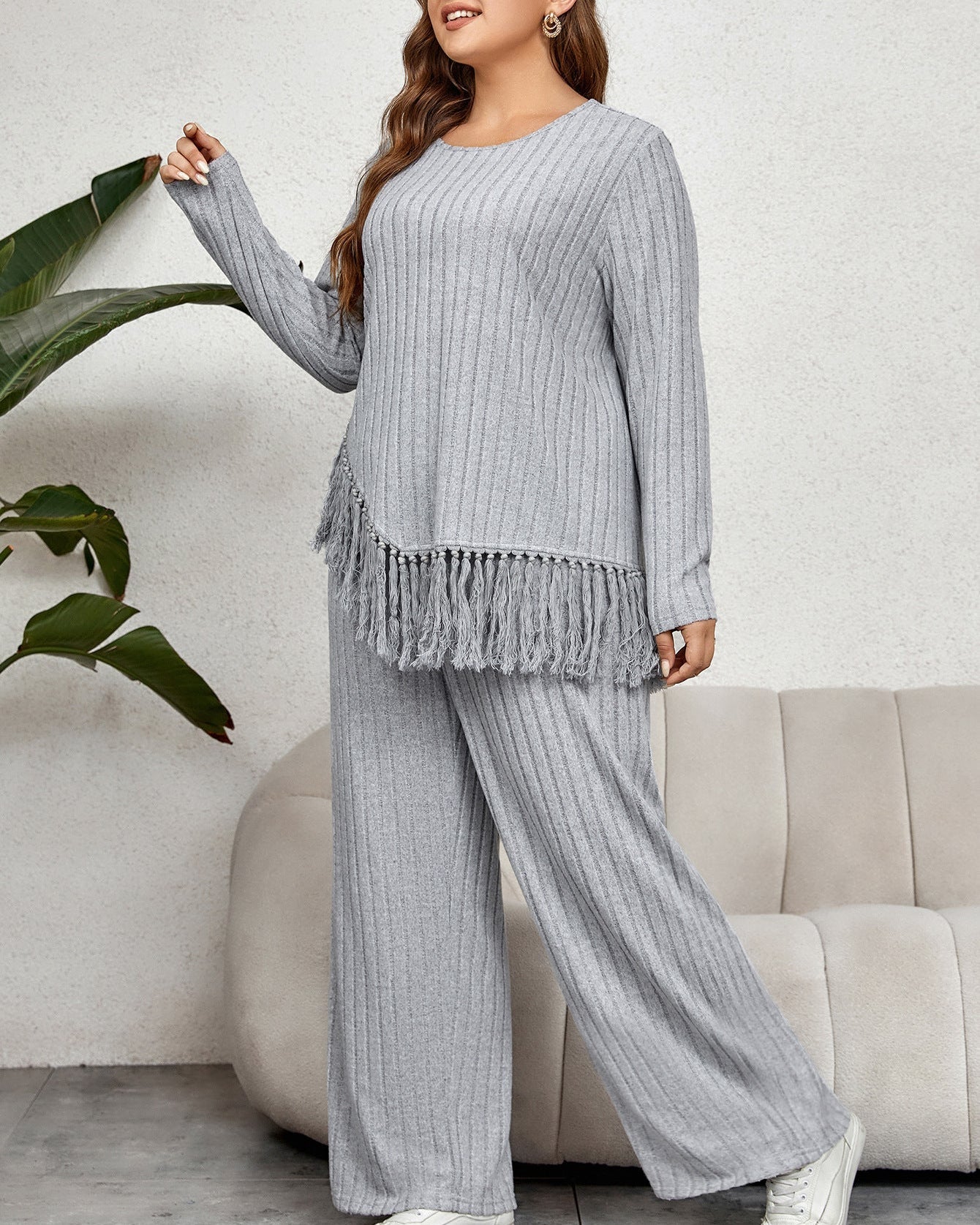 Women's Curvy Two-Piece Set with Fringed Top and Wide-Leg Pants – Casual Outfit