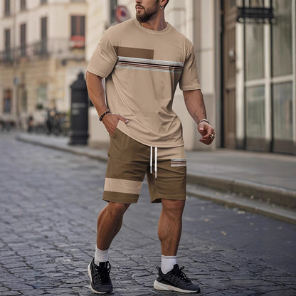 Herresæt til sommer med rundhalset t-shirt og trykte shorts – afslappet todelt sæt