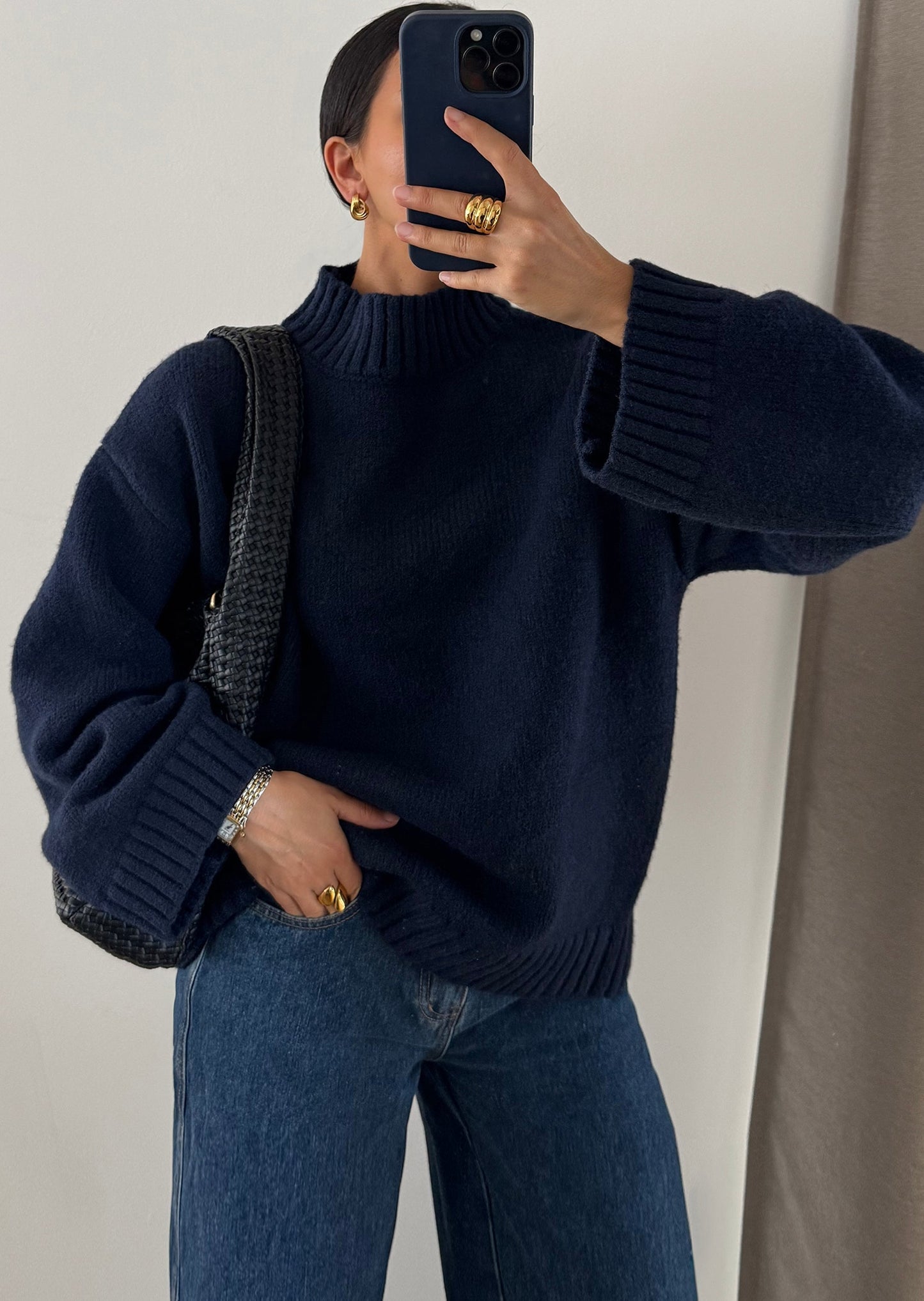 Maglione Donna con Collo Alto e Rifiniture a Costine – Vestibilità Dritta