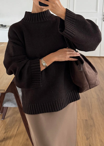 Maglione Donna con Collo Alto e Rifiniture a Costine – Vestibilità Dritta
