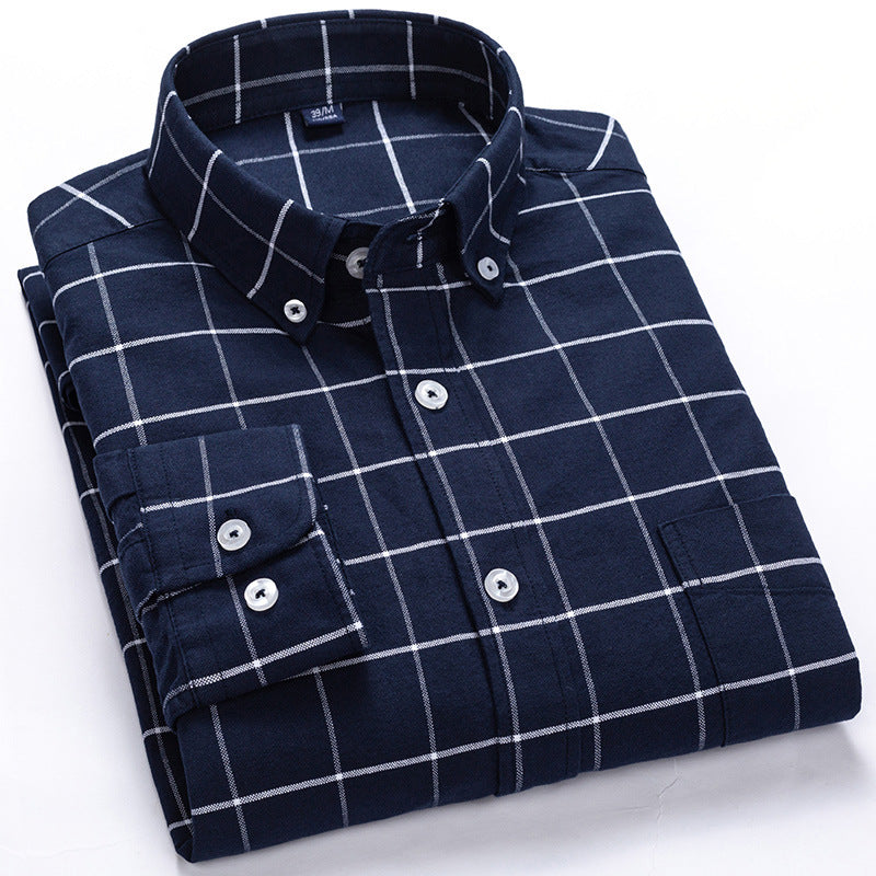 Herreskjorte med tern, lange ærmer og knaplukning – klassisk casual stil