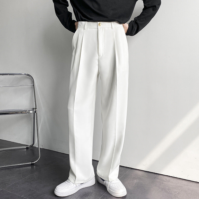Pantaloni Uomo Slim Fit Sartoriali – Taglio Strutturato con Pieghe Frontali
