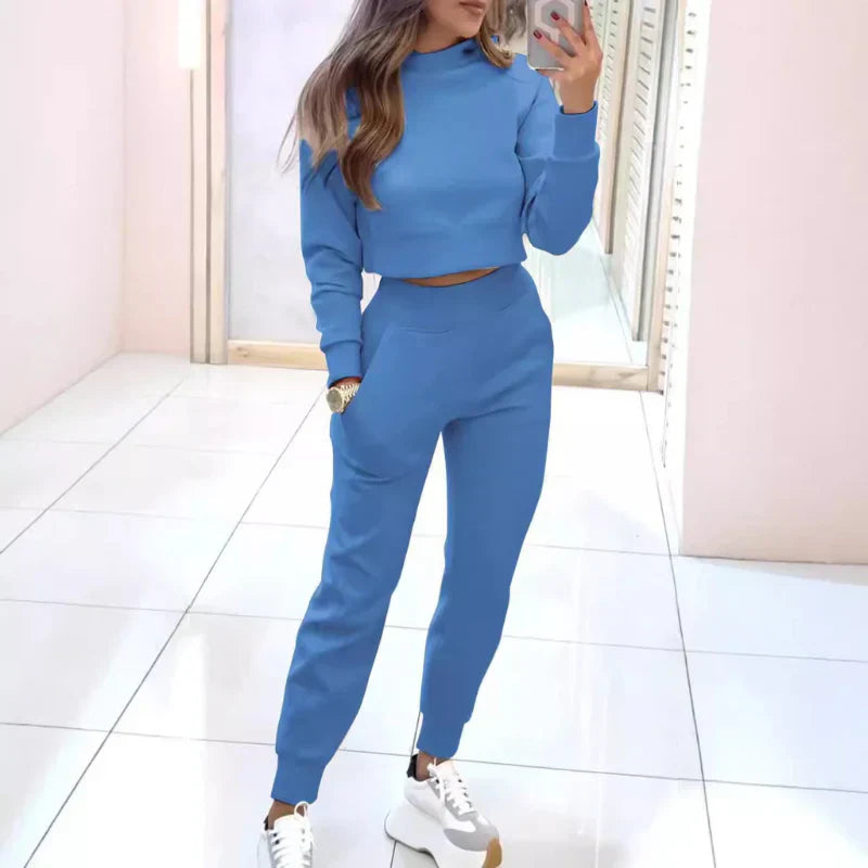 Women's Two-Piece Set with Cropped Sweater and Elastic Waist Pants