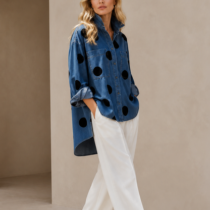 Dame Denim Skjorte med Prikket Mønster og Knapper – Denim Stil