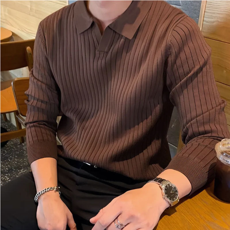 Ribbet poloshirt til mænd med reverskrave og lange ærmer