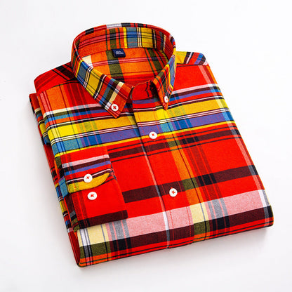 Herreskjorte med tern, lange ærmer og knaplukning – klassisk casual stil
