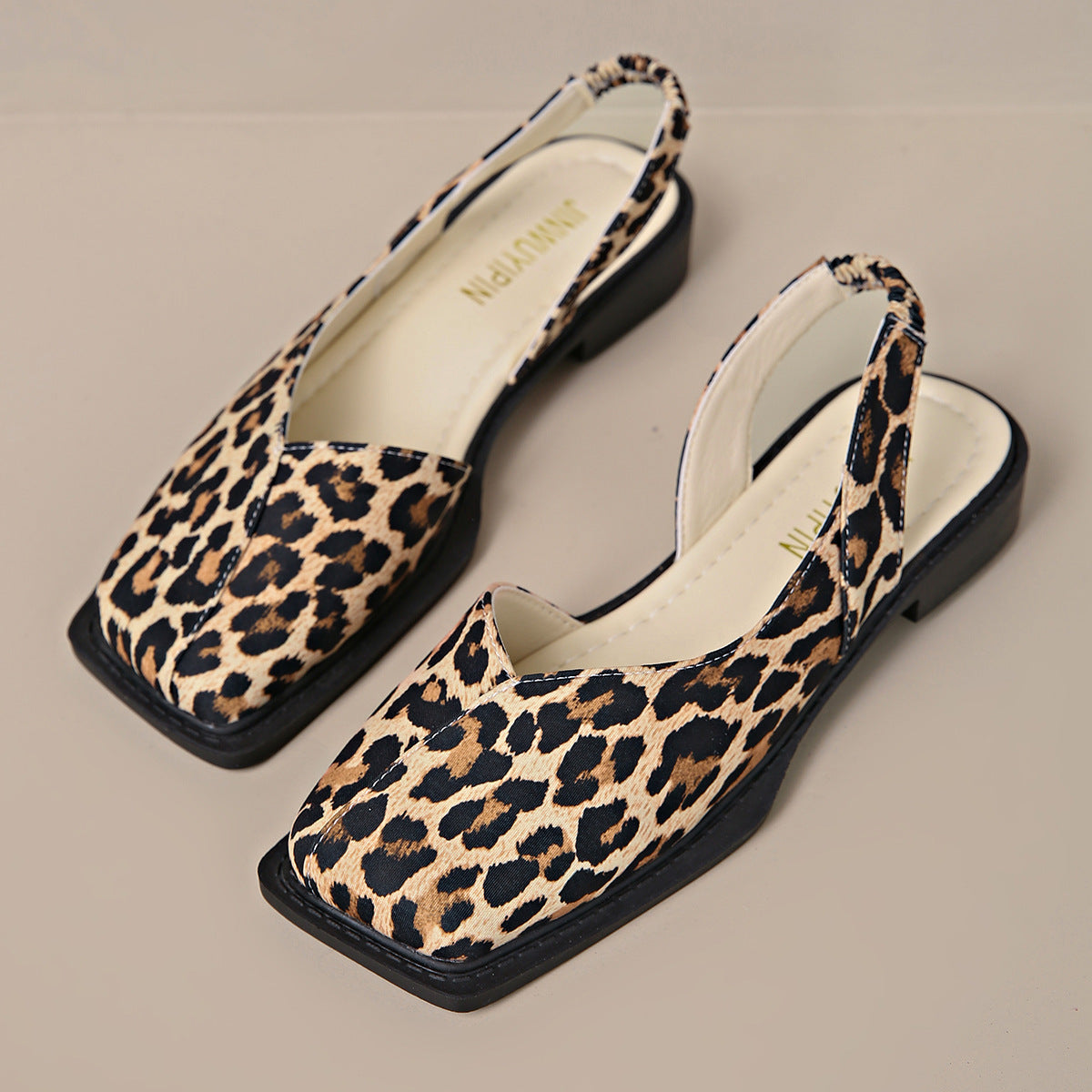 Sandali Donna Chiusi con Punta Squadrata, Fascia Elastica e Suola Piatta – Sandali Casual