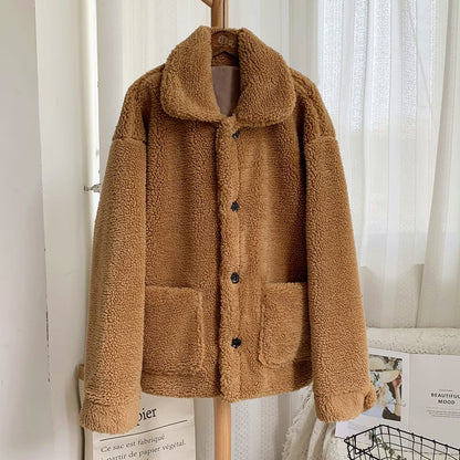 Women's Winter Coat in Faux Fur with Long Sleeves and Medium Length