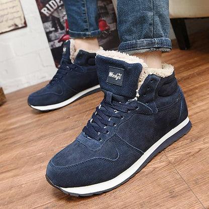 Unisex winter sneakers with insulating lining and a soft cotton-effect design.