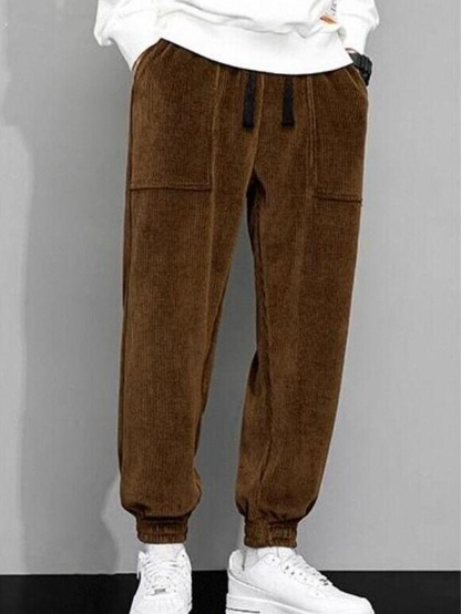 Pantaloni Uomo in Velluto a Coste Slim Fit – Gamba Dritta e Finitura Antipiega